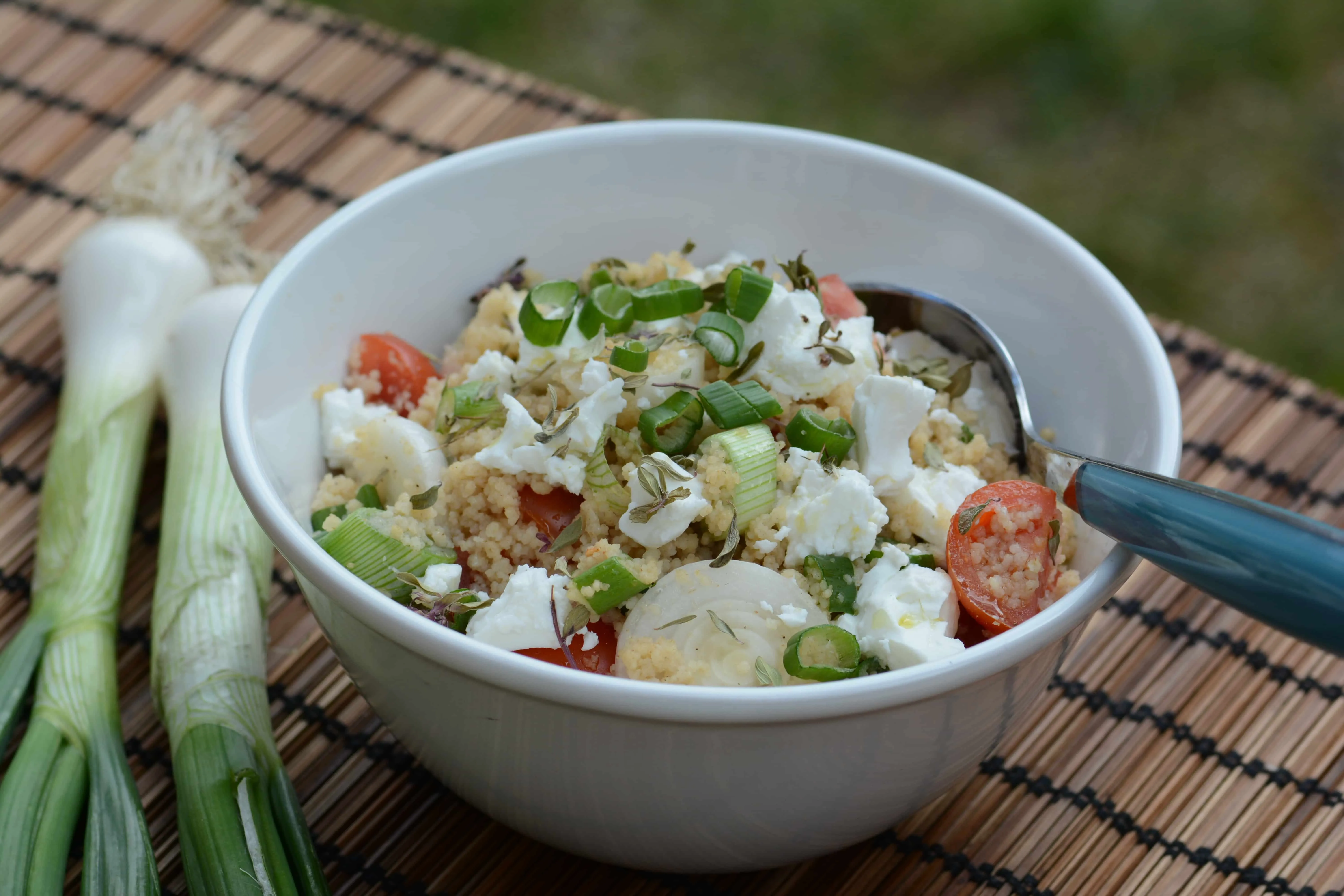 Insalata di couscous con cipollotti