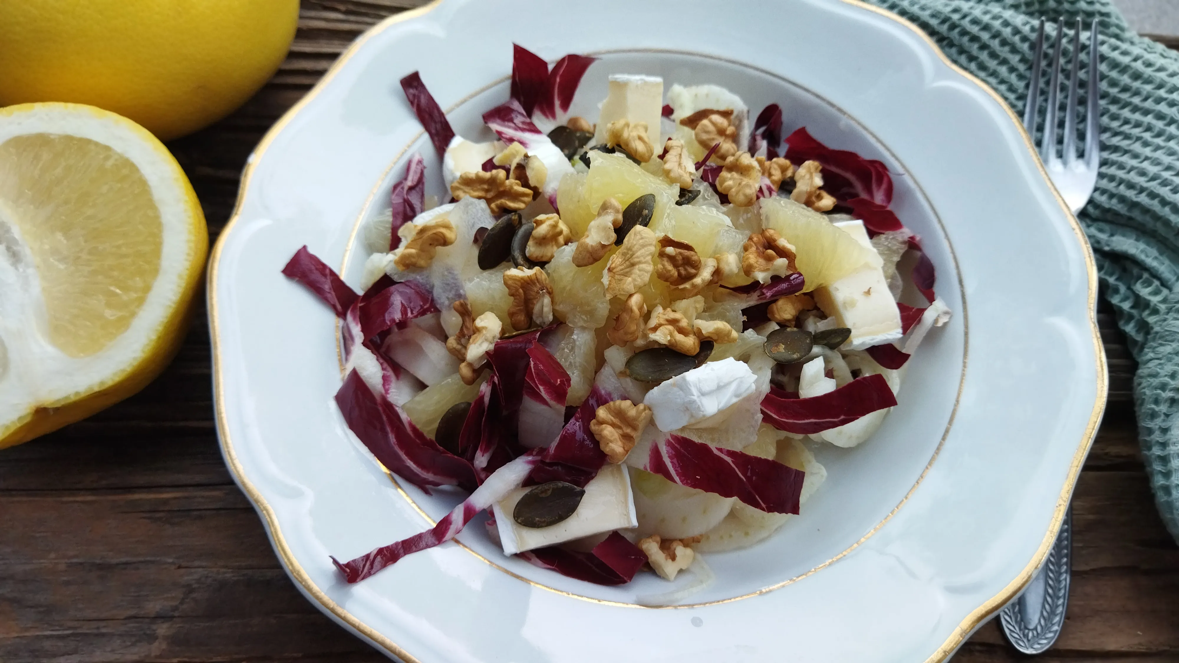 Radicchio-Fenchelrohkost mit Pompelmo