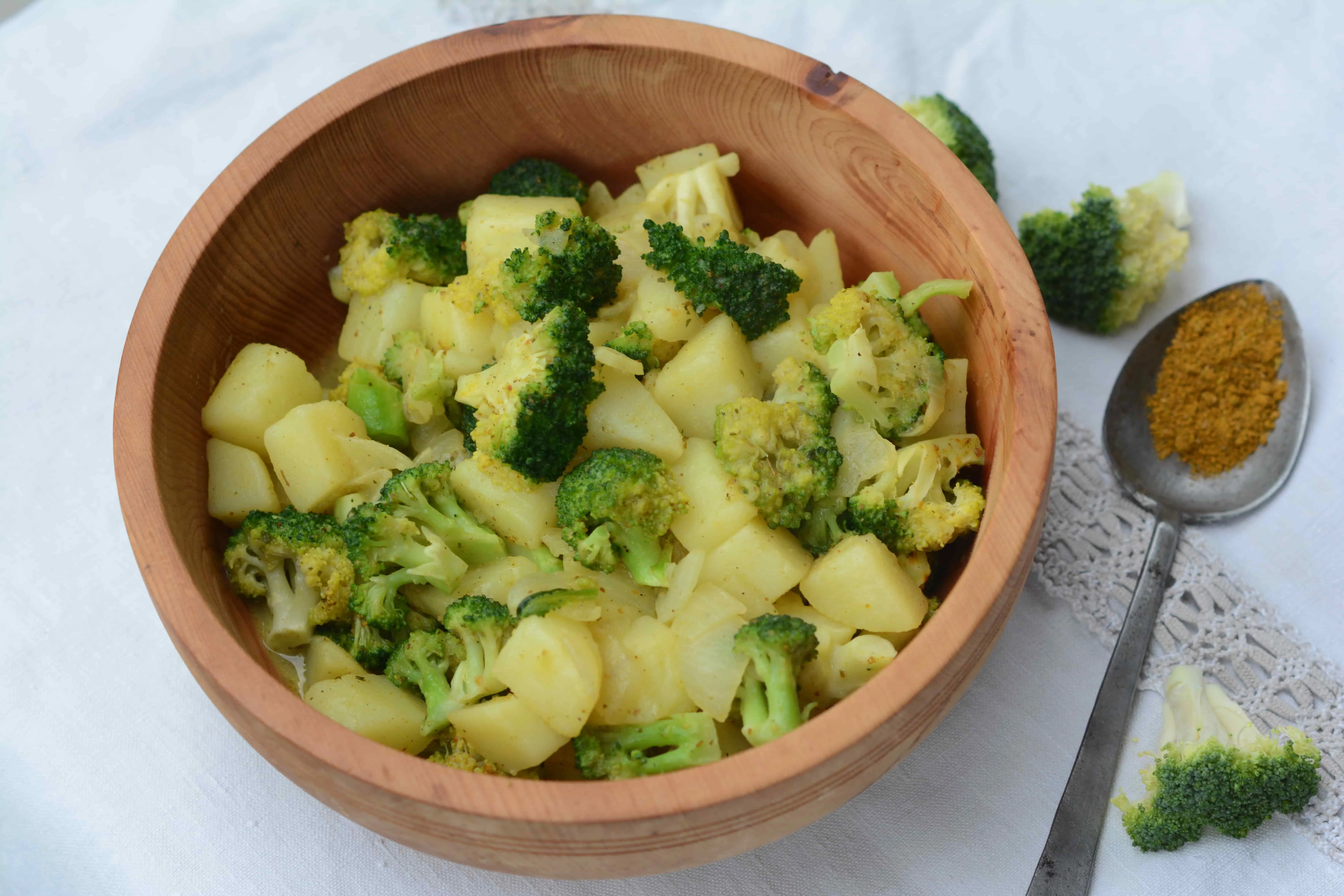 Broccoli al curry con patate