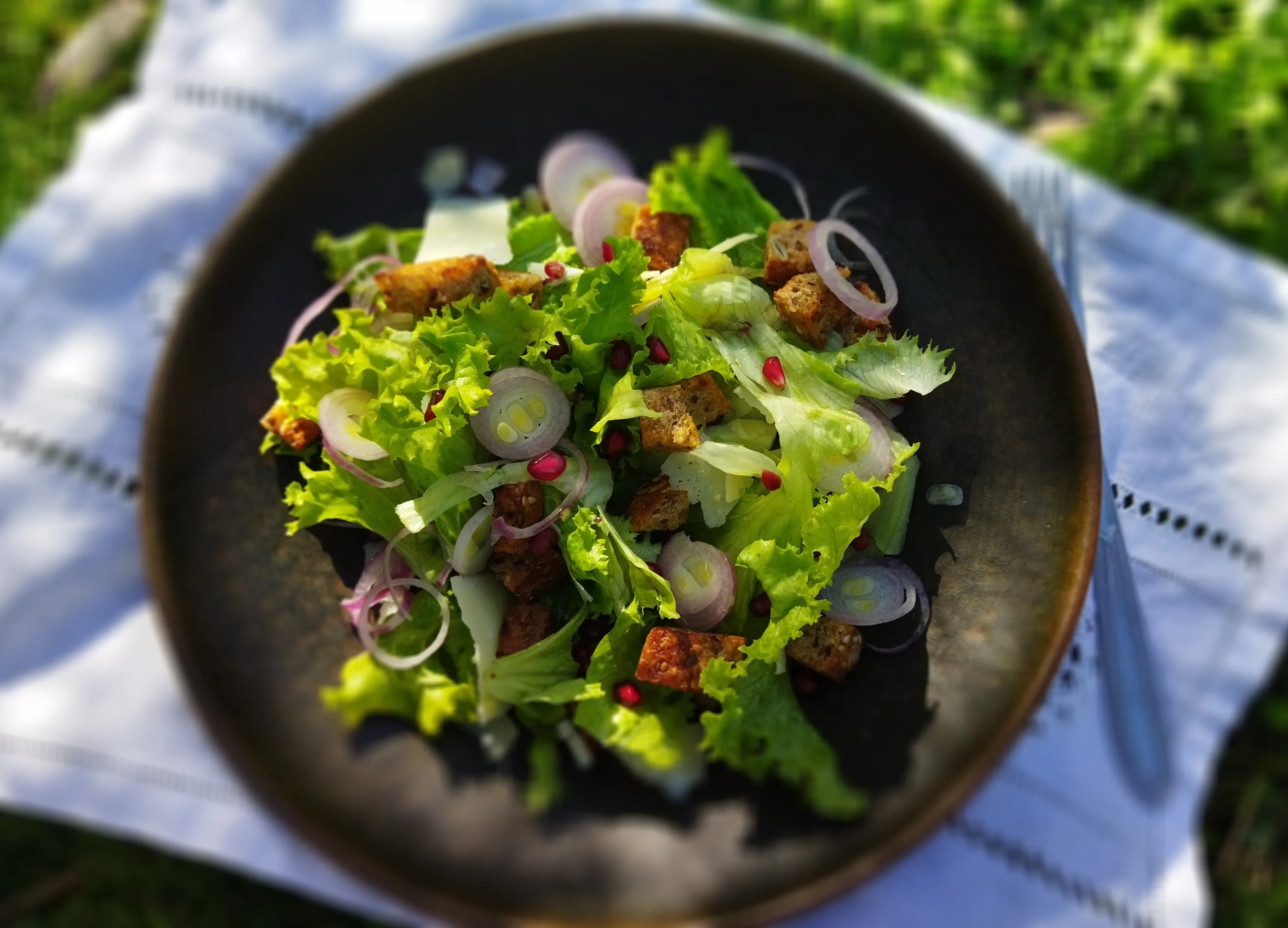 Insalata autunnale con melograno